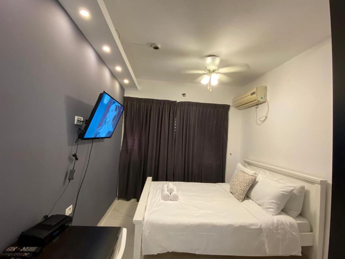 Rothschild 79 Hotell Petach Tikva Exteriör bild